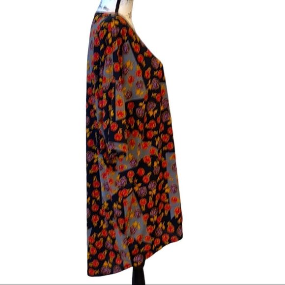 Lularoe Irma Popover Floral Top Purple/Red/Gray Size Large - Picture 4 of 10